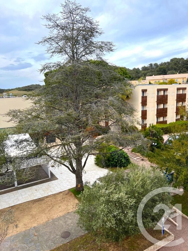 Appartement F2 à vendre - 2 pièces - 27.22 m2 - LA LONDE LES MAURES - 83 - PROVENCE-ALPES-COTE-D-AZUR - Century 21 Pavillon Or