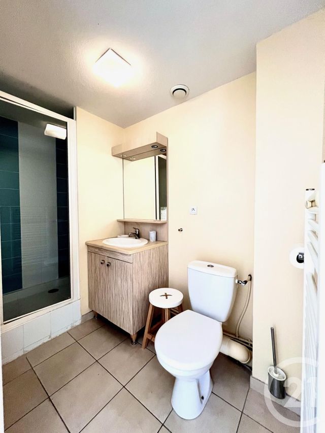 Appartement F2 à vendre - 2 pièces - 26.08 m2 - LA LONDE LES MAURES - 83 - PROVENCE-ALPES-COTE-D-AZUR - Century 21 Pavillon Or