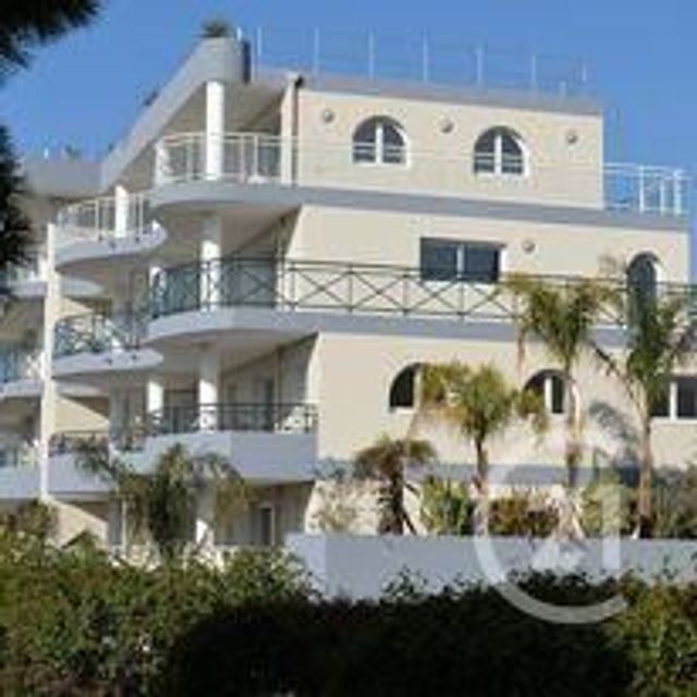 Appartement F3 à vendre - 3 pièces - 81.79 m2 - LA LONDE LES MAURES - 83 - PROVENCE-ALPES-COTE-D-AZUR - Century 21 Pavillon Or