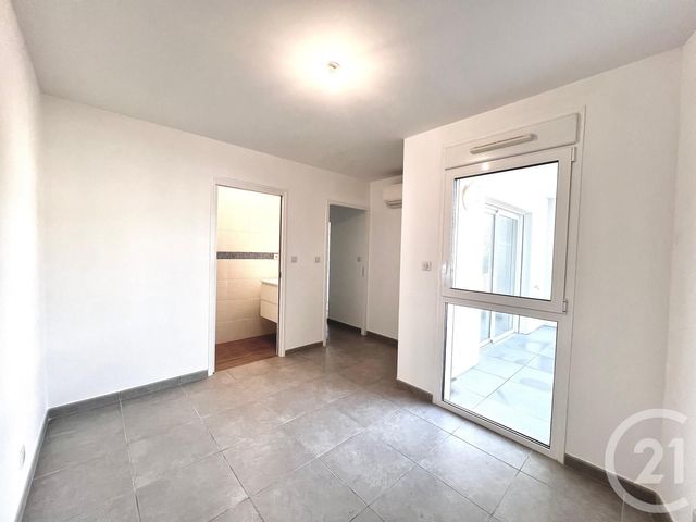 Appartement F3 à vendre - 3 pièces - 81.79 m2 - LA LONDE LES MAURES - 83 - PROVENCE-ALPES-COTE-D-AZUR - Century 21 Pavillon Or