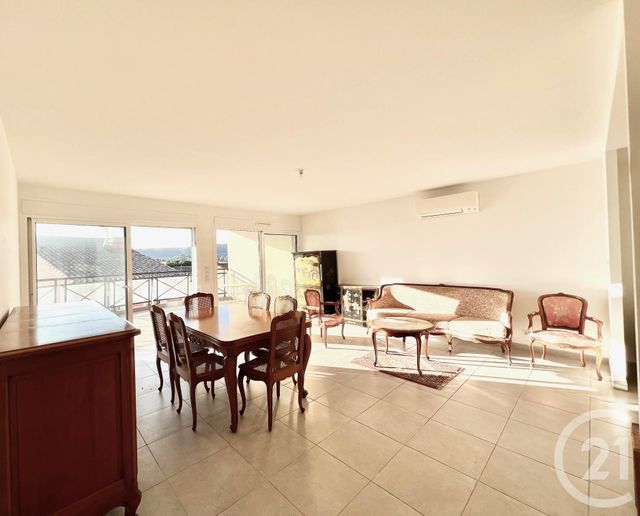 Appartement F3 à vendre - 3 pièces - 81.79 m2 - LA LONDE LES MAURES - 83 - PROVENCE-ALPES-COTE-D-AZUR - Century 21 Pavillon Or