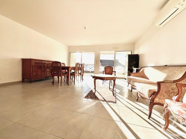 Appartement F3 à vendre - 3 pièces - 81.79 m2 - LA LONDE LES MAURES - 83 - PROVENCE-ALPES-COTE-D-AZUR - Century 21 Pavillon Or