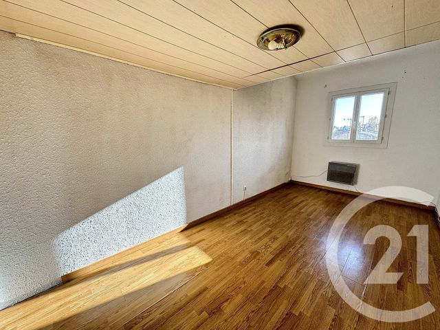 Appartement F5 à vendre - 5 pièces - 80.64 m2 - LA LONDE LES MAURES - 83 - PROVENCE-ALPES-COTE-D-AZUR - Century 21 Pavillon Or