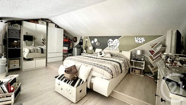 Appartement F5 à vendre LA LONDE LES MAURES