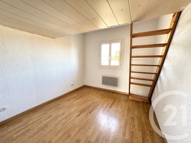 Appartement F5 à vendre - 5 pièces - 80.64 m2 - LA LONDE LES MAURES - 83 - PROVENCE-ALPES-COTE-D-AZUR - Century 21 Pavillon Or