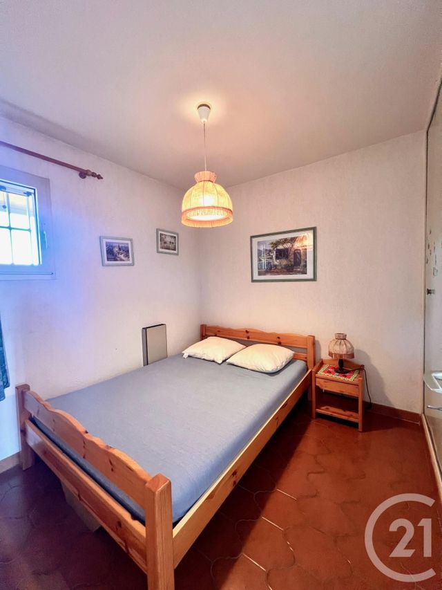 Appartement F3 à vendre - 3 pièces - 44.28 m2 - LA LONDE LES MAURES - 83 - PROVENCE-ALPES-COTE-D-AZUR - Century 21 Pavillon Or