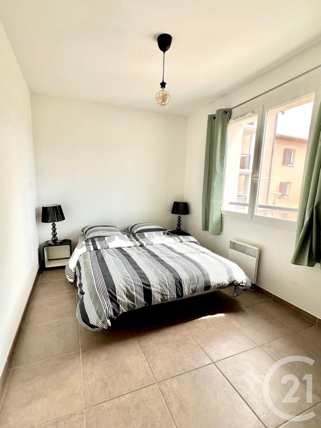 Appartement F2 à vendre - 2 pièces - 36.09 m2 - LA CRAU - 83 - PROVENCE-ALPES-COTE-D-AZUR - Century 21 Pavillon Or