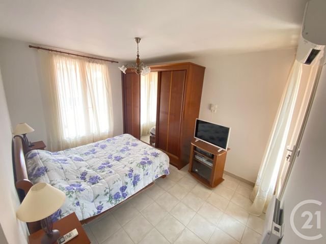 maison à vendre - 5 pièces - 118.0 m2 - LA LONDE LES MAURES - 83 - PROVENCE-ALPES-COTE-D-AZUR - Century 21 Pavillon Or