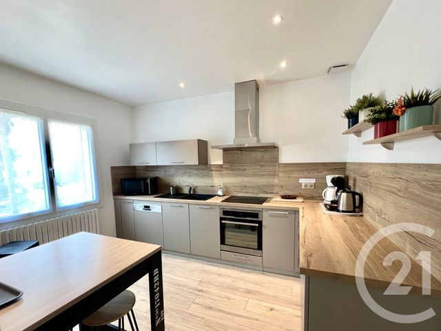 maison à vendre - 7 pièces - 184.0 m2 - LA LONDE LES MAURES - 83 - PROVENCE-ALPES-COTE-D-AZUR - Century 21 Pavillon Or