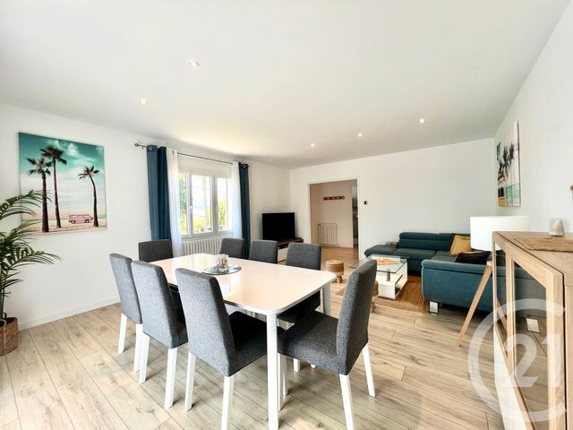 maison à vendre - 7 pièces - 184.0 m2 - LA LONDE LES MAURES - 83 - PROVENCE-ALPES-COTE-D-AZUR - Century 21 Pavillon Or