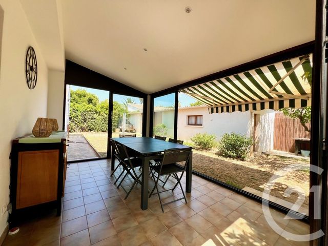 maison à vendre - 7 pièces - 184.0 m2 - LA LONDE LES MAURES - 83 - PROVENCE-ALPES-COTE-D-AZUR - Century 21 Pavillon Or