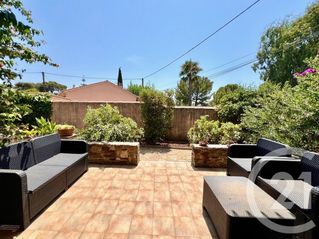 maison à vendre - 7 pièces - 184.0 m2 - LA LONDE LES MAURES - 83 - PROVENCE-ALPES-COTE-D-AZUR - Century 21 Pavillon Or