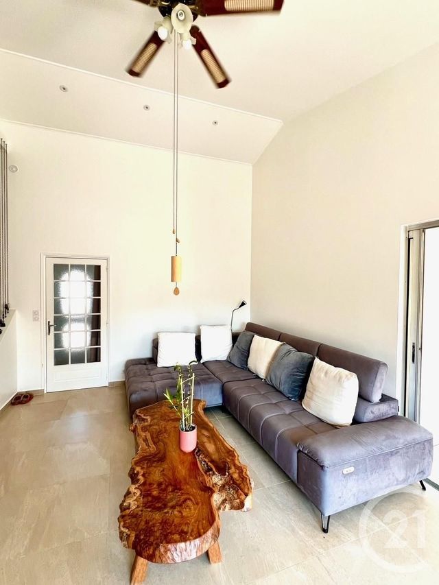 maison à vendre - 5 pièces - 132.0 m2 - LA LONDE LES MAURES - 83 - PROVENCE-ALPES-COTE-D-AZUR - Century 21 Pavillon Or