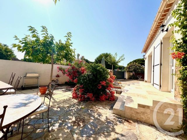 maison à vendre - 5 pièces - 132.0 m2 - LA LONDE LES MAURES - 83 - PROVENCE-ALPES-COTE-D-AZUR - Century 21 Pavillon Or