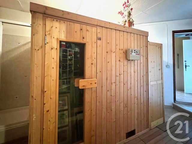 maison à vendre - 5 pièces - 200.0 m2 - LA LONDE LES MAURES - 83 - PROVENCE-ALPES-COTE-D-AZUR - Century 21 Pavillon Or