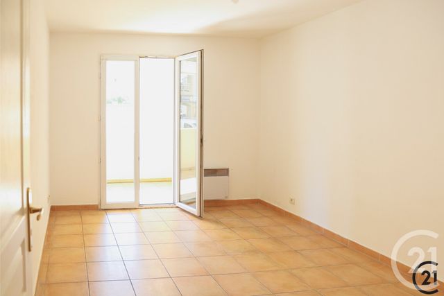 Appartement à vendre - 4 pièces - 114.0 m2 - LA LONDE LES MAURES - 83 - PROVENCE-ALPES-COTE-D-AZUR - Century 21 Pavillon Or