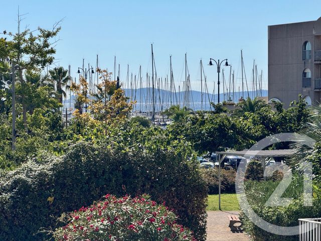 Appartement F1 à vendre HYERES