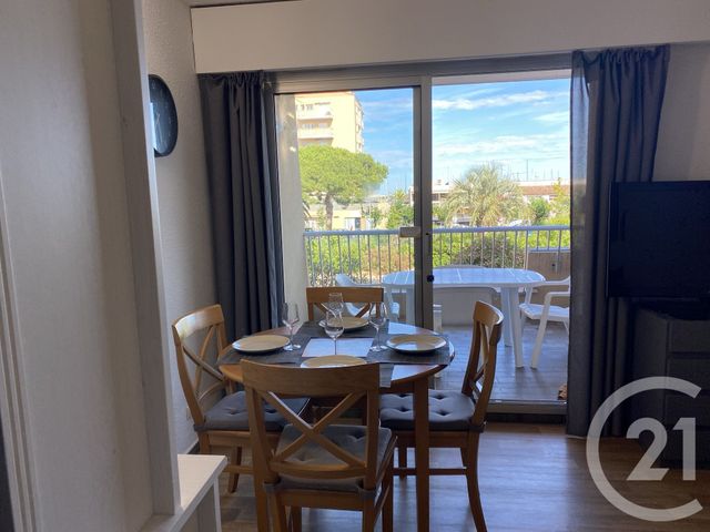 Appartement F1 à vendre - 1 pièce - 23.53 m2 - HYERES - 83 - PROVENCE-ALPES-COTE-D-AZUR - Century 21 Pavillon Or
