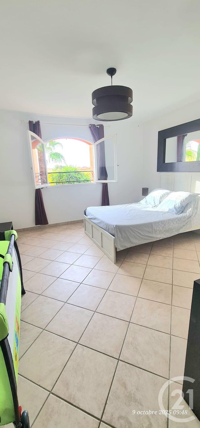 maison à vendre - 6 pièces - 163.0 m2 - LA LONDE LES MAURES - 83 - PROVENCE-ALPES-COTE-D-AZUR - Century 21 Pavillon Or