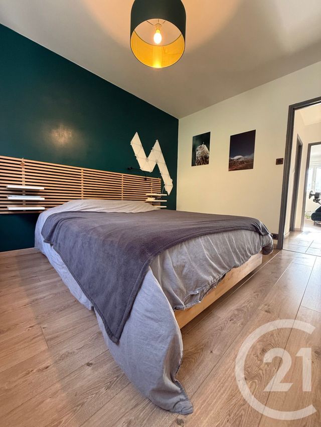 Appartement F2 à vendre - 3 pièces - 55.0 m2 - TOULON - 83 - PROVENCE-ALPES-COTE-D-AZUR - Century 21 Pavillon Or