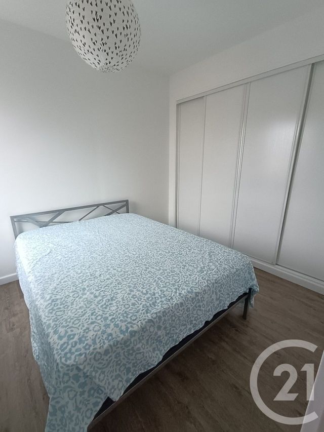 Appartement F2 à louer - 2 pièces - 39.23 m2 - LA LONDE LES MAURES - 83 - PROVENCE-ALPES-COTE-D-AZUR - Century 21 Pavillon Or