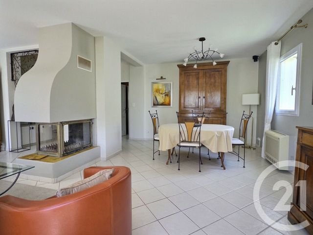 maison à vendre - 4 pièces - 121.17 m2 - LA LONDE LES MAURES - 83 - PROVENCE-ALPES-COTE-D-AZUR - Century 21 Pavillon Or