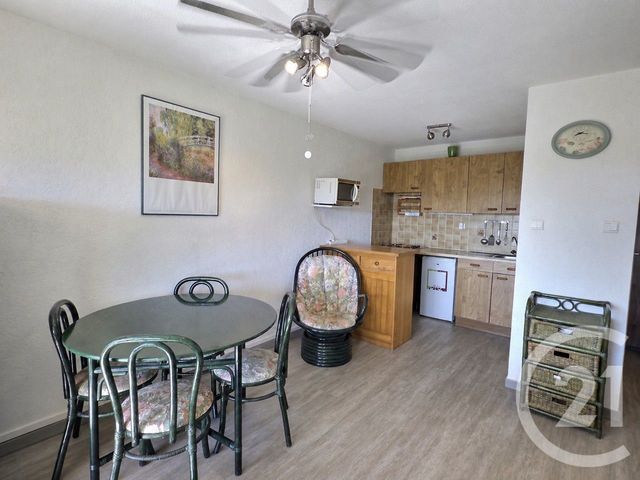 Appartement T2 à vendre - 2 pièces - 28.63 m2 - LA LONDE LES MAURES - 83 - PROVENCE-ALPES-COTE-D-AZUR - Century 21 Pavillon Or