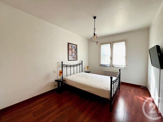 maison à vendre - 7 pièces - 175.0 m2 - LA LONDE LES MAURES - 83 - PROVENCE-ALPES-COTE-D-AZUR - Century 21 Pavillon Or