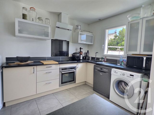 maison à vendre - 3 pièces - 70.81 m2 - HYERES - 83 - PROVENCE-ALPES-COTE-D-AZUR - Century 21 Pavillon Or