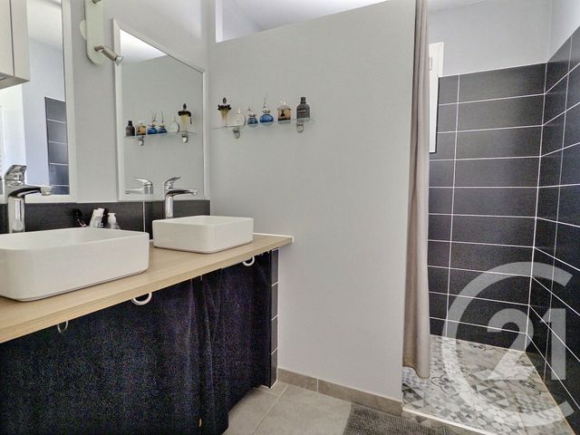 maison à vendre - 3 pièces - 70.81 m2 - HYERES - 83 - PROVENCE-ALPES-COTE-D-AZUR - Century 21 Pavillon Or