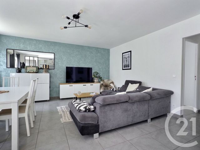 maison à vendre - 3 pièces - 70.81 m2 - HYERES - 83 - PROVENCE-ALPES-COTE-D-AZUR - Century 21 Pavillon Or