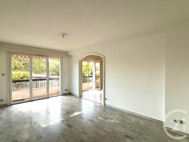 Appartement F4 à vendre - 4 pièces - 79.55 m2 - HYERES - 83 - PROVENCE-ALPES-COTE-D-AZUR - Century 21 Pavillon Or