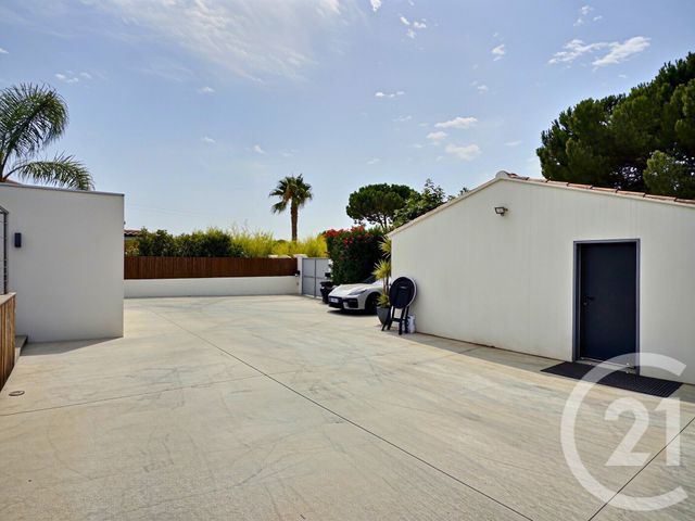 maison à vendre - 5 pièces - 147.2 m2 - LA CRAU - 83 - PROVENCE-ALPES-COTE-D-AZUR - Century 21 Pavillon Or