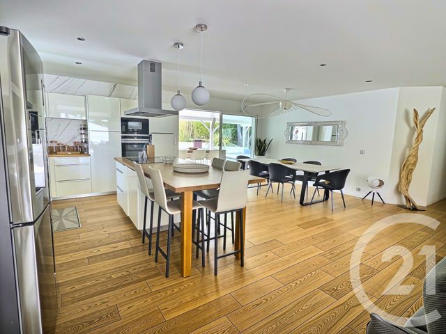 maison à vendre - 5 pièces - 147.2 m2 - LA CRAU - 83 - PROVENCE-ALPES-COTE-D-AZUR - Century 21 Pavillon Or