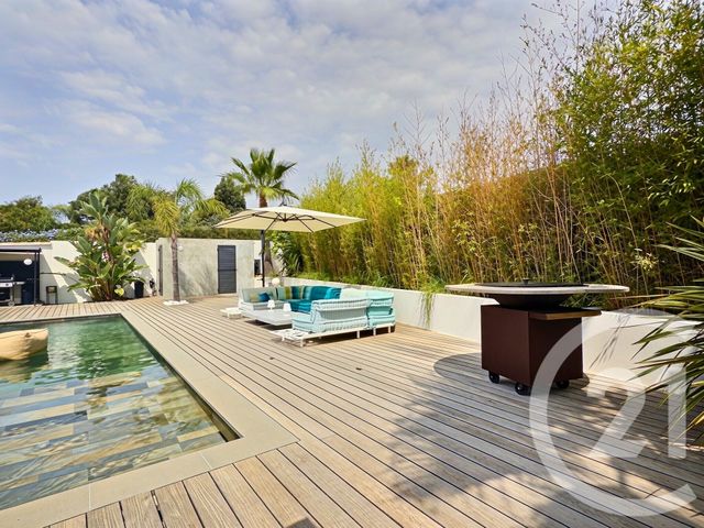 maison à vendre - 5 pièces - 147.2 m2 - LA CRAU - 83 - PROVENCE-ALPES-COTE-D-AZUR - Century 21 Pavillon Or