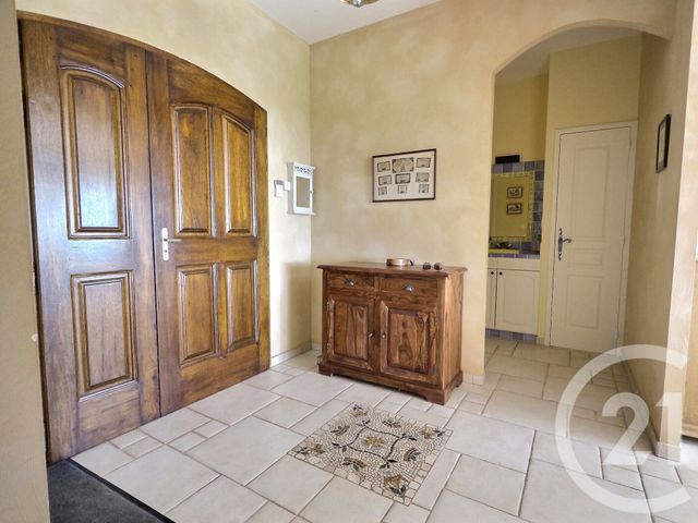 maison à vendre - 8 pièces - 252.52 m2 - LA LONDE LES MAURES - 83 - PROVENCE-ALPES-COTE-D-AZUR - Century 21 Pavillon Or