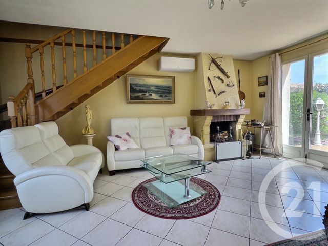 maison à vendre - 4 pièces - 121.72 m2 - LA LONDE LES MAURES - 83 - PROVENCE-ALPES-COTE-D-AZUR - Century 21 Pavillon Or