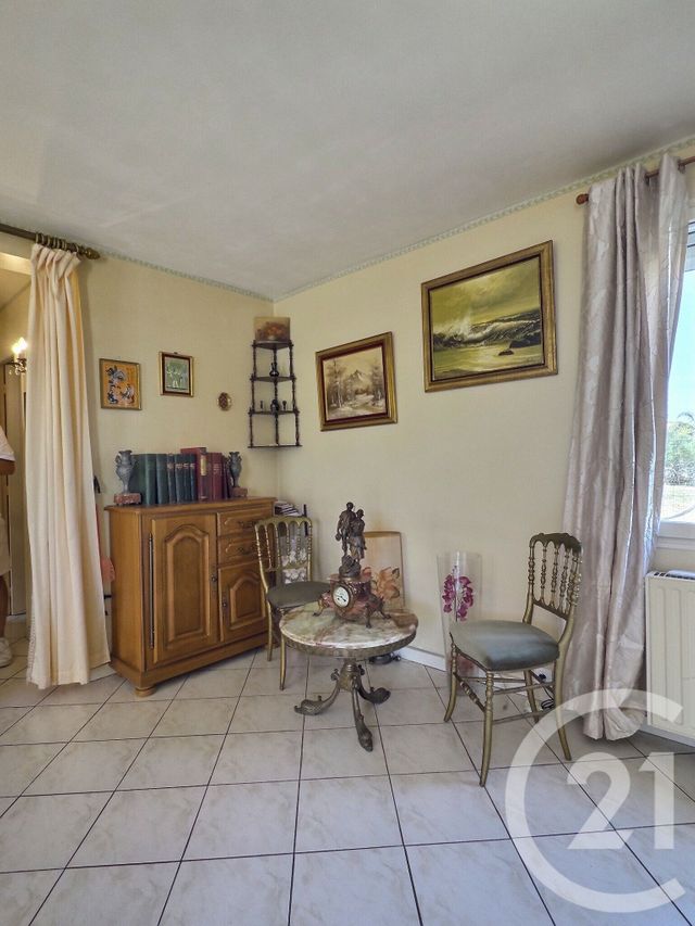 maison à vendre - 4 pièces - 121.72 m2 - LA LONDE LES MAURES - 83 - PROVENCE-ALPES-COTE-D-AZUR - Century 21 Pavillon Or