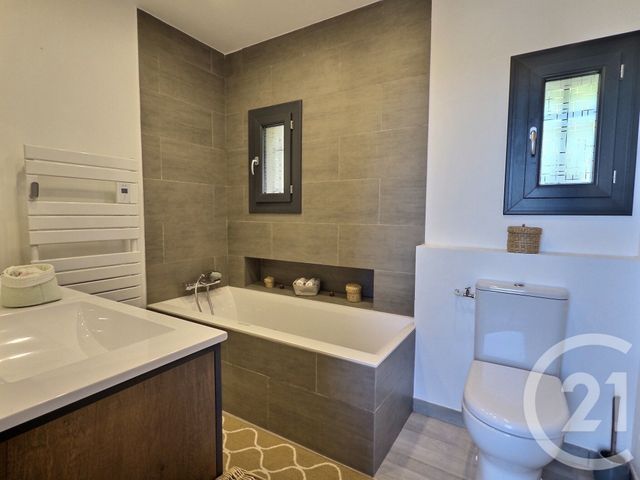 maison à vendre - 5 pièces - 134.75 m2 - CUERS - 83 - PROVENCE-ALPES-COTE-D-AZUR - Century 21 Pavillon Or