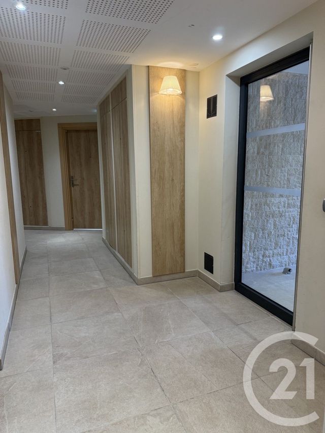 Appartement F2 à vendre - 2 pièces - 44.27 m2 - HYERES - 83 - PROVENCE-ALPES-COTE-D-AZUR - Century 21 Pavillon Or