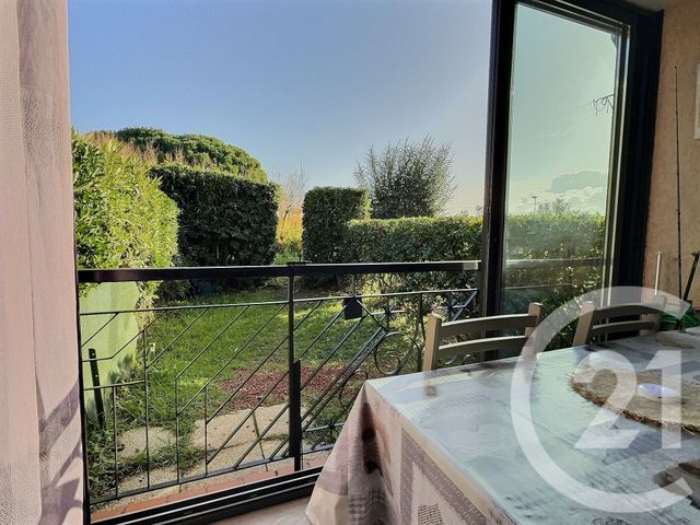 Appartement F2 à vendre - 2 pièces - 30.15 m2 - LA LONDE LES MAURES - 83 - PROVENCE-ALPES-COTE-D-AZUR - Century 21 Pavillon Or