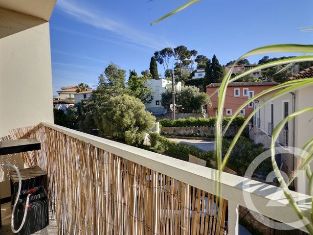 Appartement F4 à vendre - 4 pièces - 75.4 m2 - HYERES - 83 - PROVENCE-ALPES-COTE-D-AZUR - Century 21 Pavillon Or
