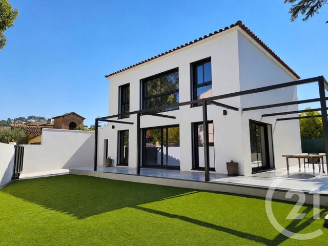 maison à vendre - 4 pièces - 145.0 m2 - PIERREFEU DU VAR - 83 - PROVENCE-ALPES-COTE-D-AZUR - Century 21 Pavillon Or