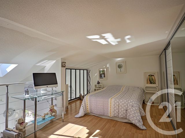 Appartement T2 à vendre - 2 pièces - 46.65 m2 - LA LONDE LES MAURES - 83 - PROVENCE-ALPES-COTE-D-AZUR - Century 21 Pavillon Or