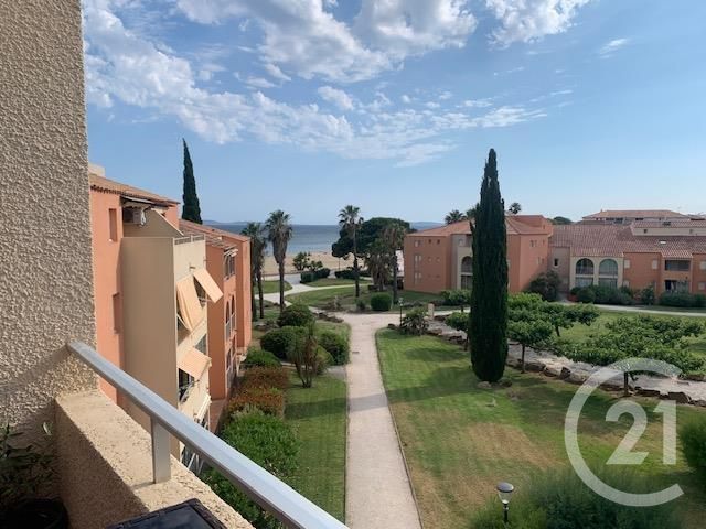 Appartement T2 à vendre - 2 pièces - 46.65 m2 - LA LONDE LES MAURES - 83 - PROVENCE-ALPES-COTE-D-AZUR - Century 21 Pavillon Or