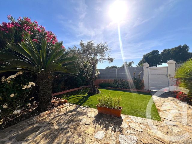 maison à vendre - 4 pièces - 84.1 m2 - LA LONDE LES MAURES - 83 - PROVENCE-ALPES-COTE-D-AZUR - Century 21 Pavillon Or