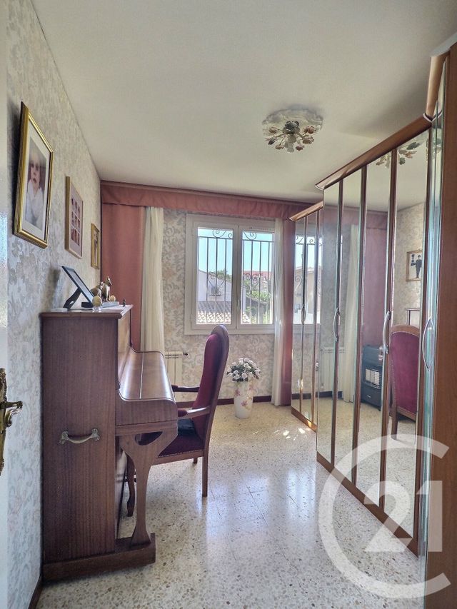 maison à vendre - 6 pièces - 93.76 m2 - LA LONDE LES MAURES - 83 - PROVENCE-ALPES-COTE-D-AZUR - Century 21 Pavillon Or