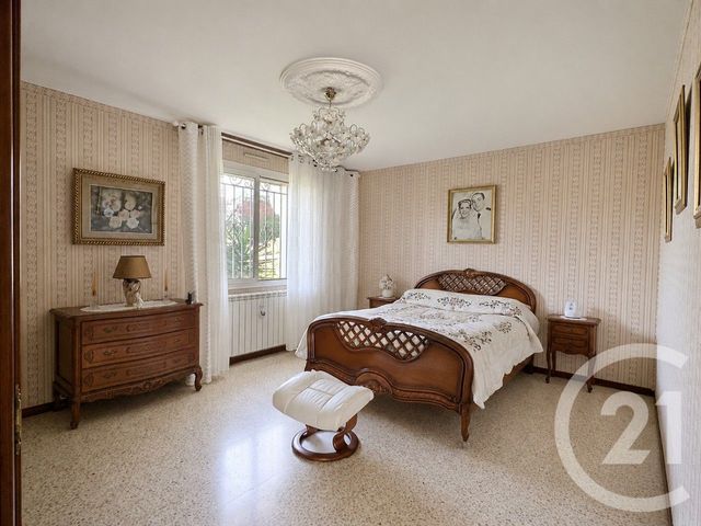 maison à vendre - 6 pièces - 93.76 m2 - LA LONDE LES MAURES - 83 - PROVENCE-ALPES-COTE-D-AZUR - Century 21 Pavillon Or