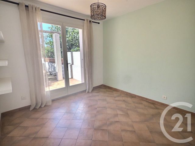 maison à vendre - 3 pièces - 58.09 m2 - LA LONDE LES MAURES - 83 - PROVENCE-ALPES-COTE-D-AZUR - Century 21 Pavillon Or