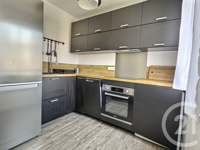 Appartement F2 à louer - 2 pièces - 39.23 m2 - LA LONDE LES MAURES - 83 - PROVENCE-ALPES-COTE-D-AZUR - Century 21 Pavillon Or